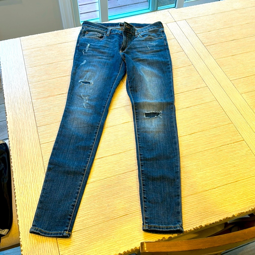 Gap distressed, stretch jean leggings, like new, size 6